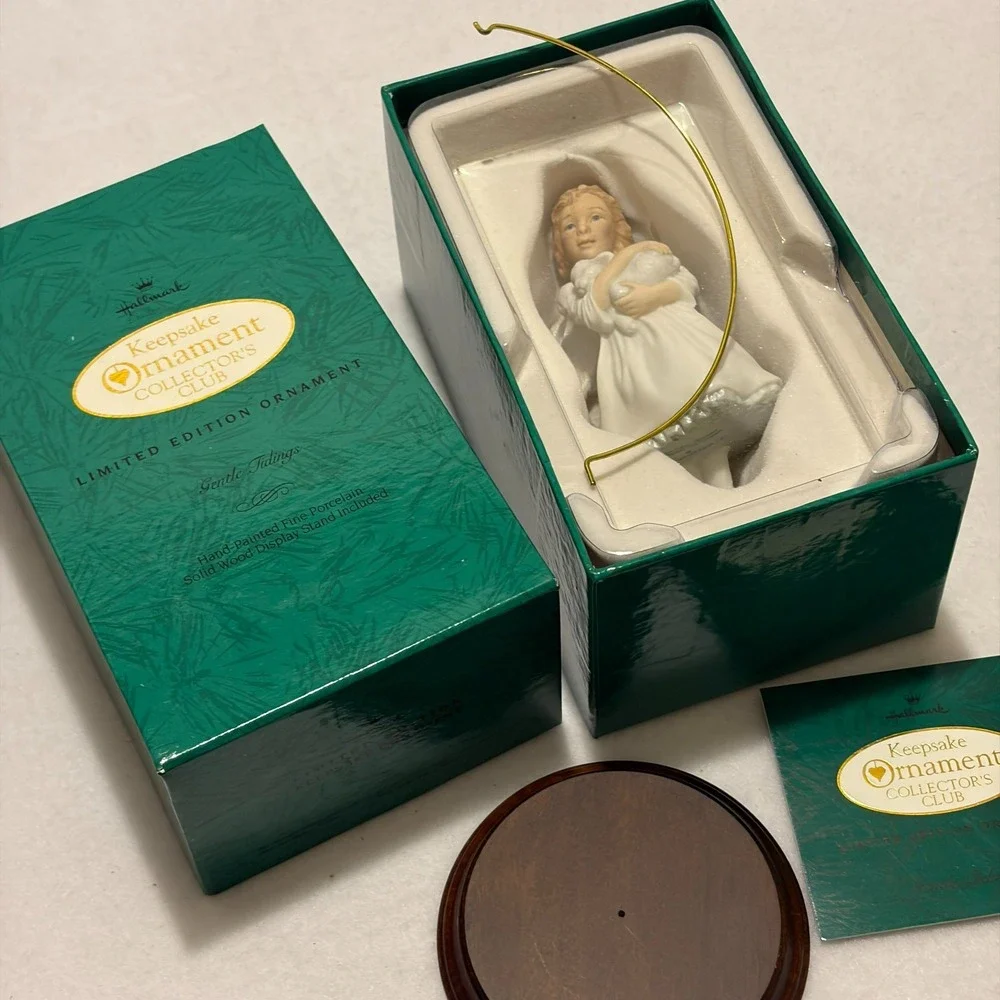 Lot 8 VTG Hallmark Keepsake Club Miniature Ornament Wreath Mailbox 1989-1995
